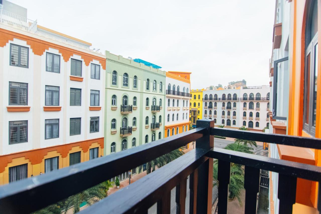 Maruko Ha Long Hotel Buitenkant foto